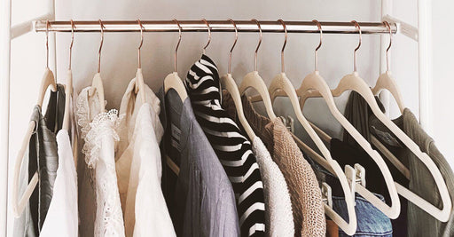 20 Items 20 Outfits - Simplify Your Capsule Wardrobe Style